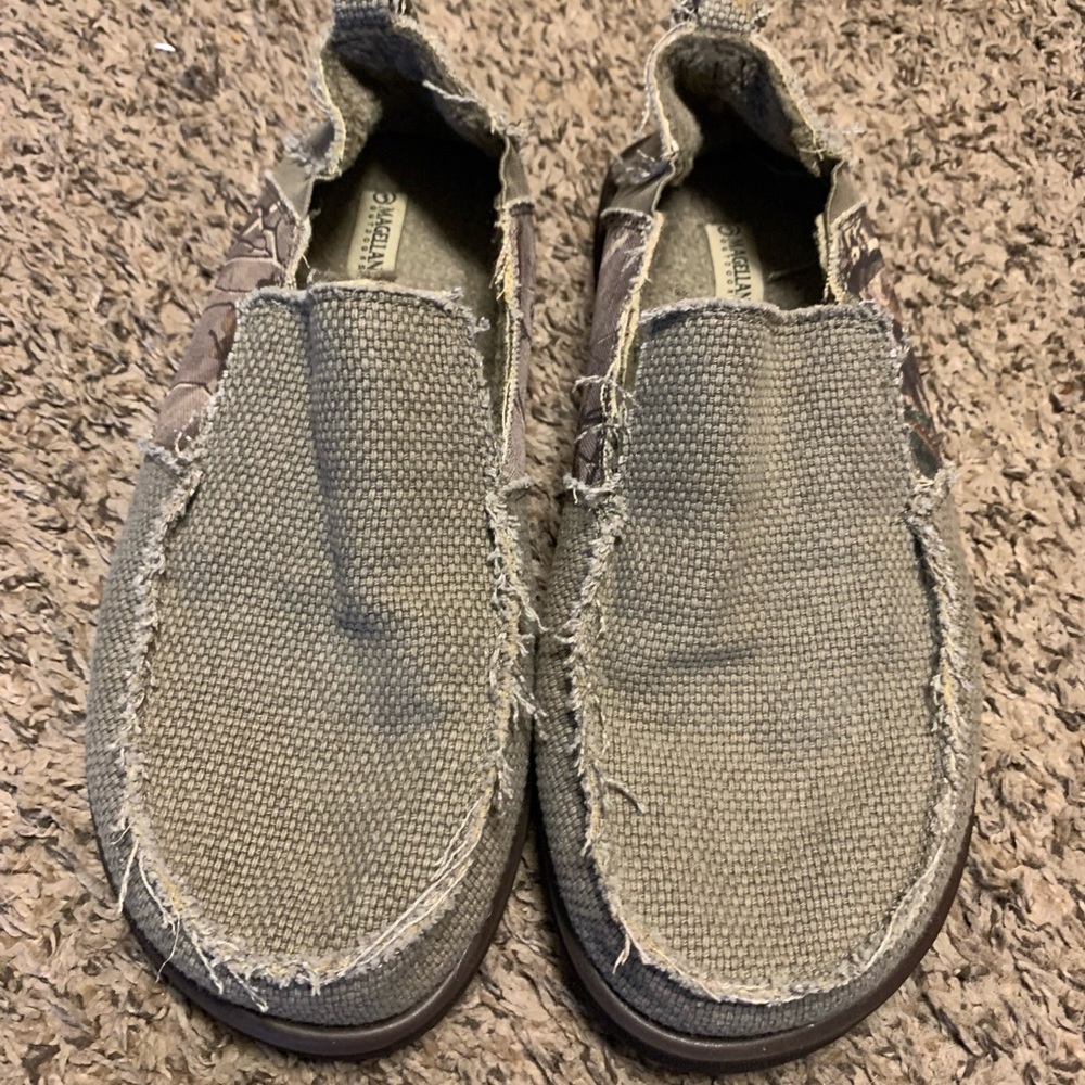 Men’s Magellan slip on shoes